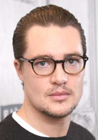 Alexander Dreymon 