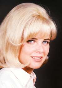 Sue Lyon 
