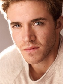 Jake Boyd / Tom