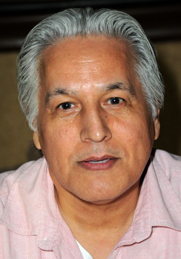 Robert Beltran / Jerry Flute