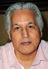 Robert Beltran I