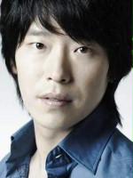 Ki-joon Uhm / Detektyw Gi-cheol Lee