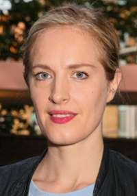 Polly Morgan 