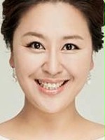 Hyeon-sook Jeon / Pośredniczka nieruchomości
