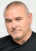 Tim Miller / 