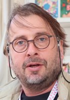 Adam Wajrak / 
