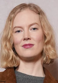 Rosy McEwen 