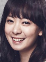 Sang-eun Song / Sang-eun Yoon, przyjaciółka Hye-ja