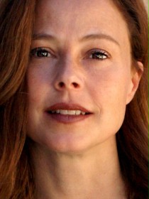 Dana Barron - Ciekawostki - Filmweb