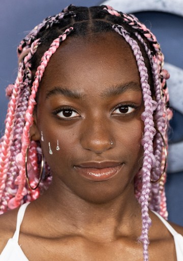 Vanesu Samunyai / Rose Walker