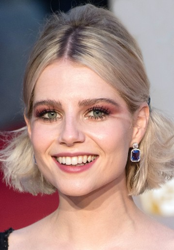 Lucy Boynton / Paula
