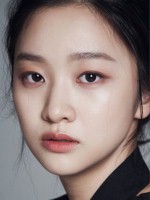 Yi-kyung Kim / Hee-jin