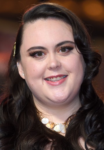 Sharon Rooney / Nicola