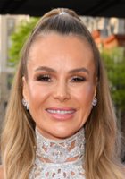 Amanda Holden / 