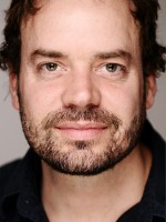 Pierre Limoges / Daniel Tremblay, właściciel kabaretu