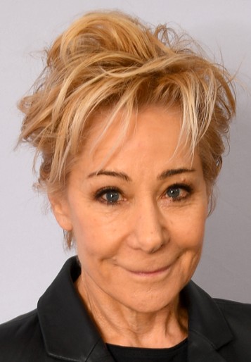 Zoë Wanamaker / Ariadne Oliver