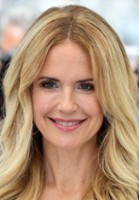 Kelly Preston / Ann Beam