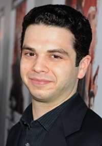 Samm Levine 