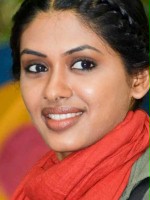 Anjali Patil / Juhi