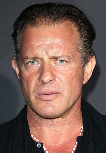 Costas Mandylor / Franciszkanin
