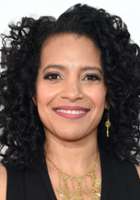 Luna Lauren Velez