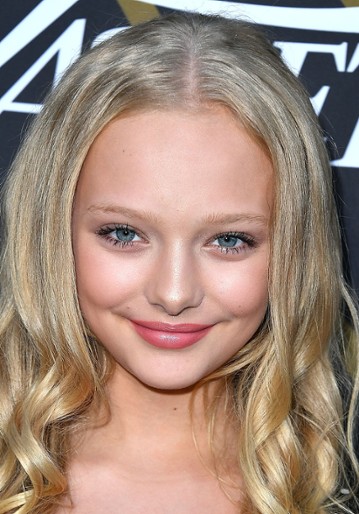 Amiah Miller / Valerie Lawson