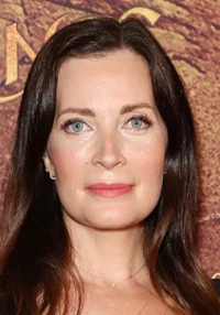 Annie Maynard 