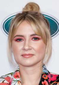 Eliza Bennett 