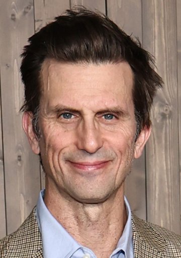 Frederick Weller / Eric Neill