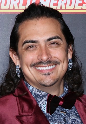 Robbie Daymond / Hare