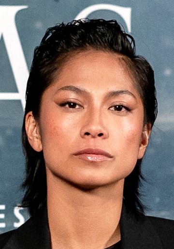 Alexandra Masangkay / Paz
