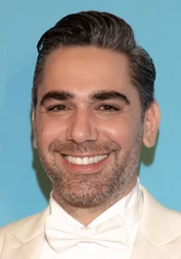 Kadir Doğulu 
