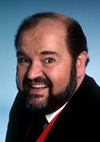 Dom DeLuise / Agent Bernie