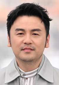Jiayin Lei 