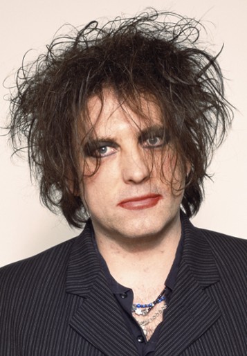 Robert Smith / on sam (głos) (1998)