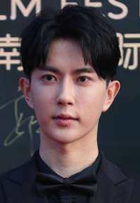 Menglong Yu 