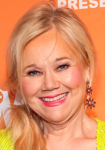 Caroline Rhea / Gina