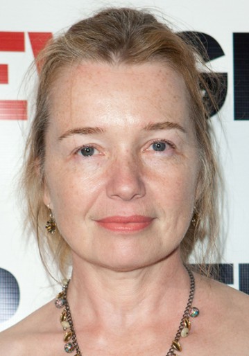 Karen Young / Agentka FBI Robyn Sanseverino