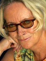 Gwyneth Jones / 