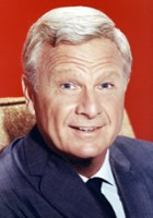 Eddie Albert / Kapitan Erskine Cooney