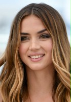 Ana de Armas / Melinda Van Allen