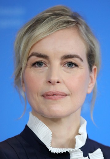 Nina Hoss / Elsie Garten