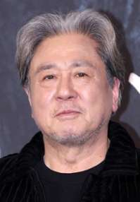 Min-sik Choi 