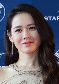 Ye-jin Son 