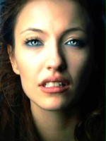 Nazlı Ceren Argon / Banu