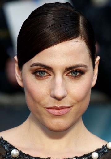 Antje Traue w Flash