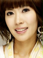 Chae-yeong Yu / Lee Soo-ji (przyrodnia siostra Eun-young)