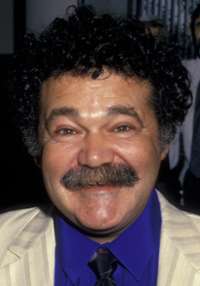 Avery Schreiber 