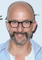 Jim Rash / Dziekan Pelton / Asystent Wicekomandora Kobry