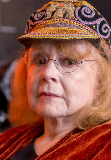 Piper Laurie / Edith